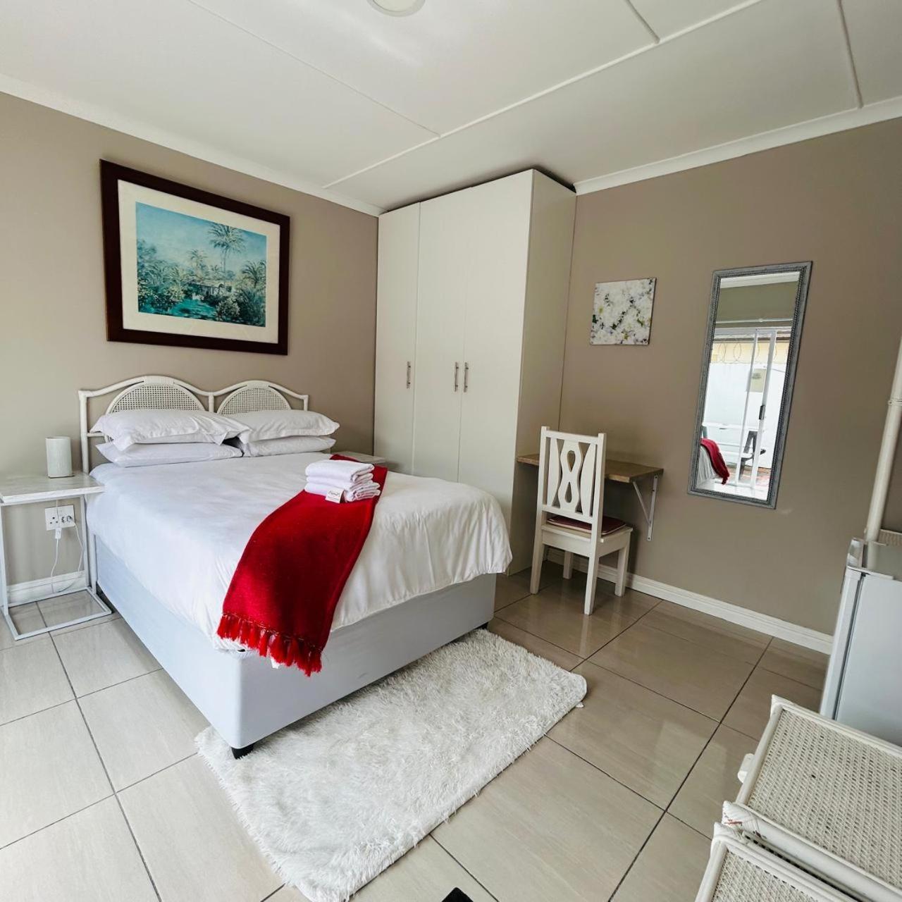 איסט לונדון Hidden Bliss Guesthouse חדר תמונה